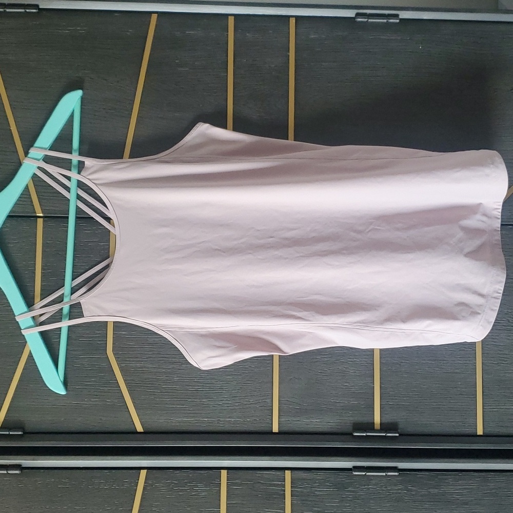 Lululemon - Picture 1 of 4